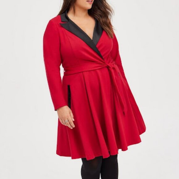 PLUS DRESS SIZE 24 - Picture 4 of 7